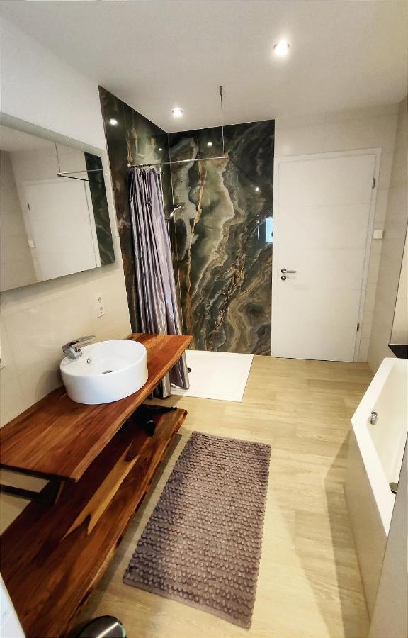 Komfortzone - Stilvolle Gaestewohnung In Marburg Dış mekan fotoğraf