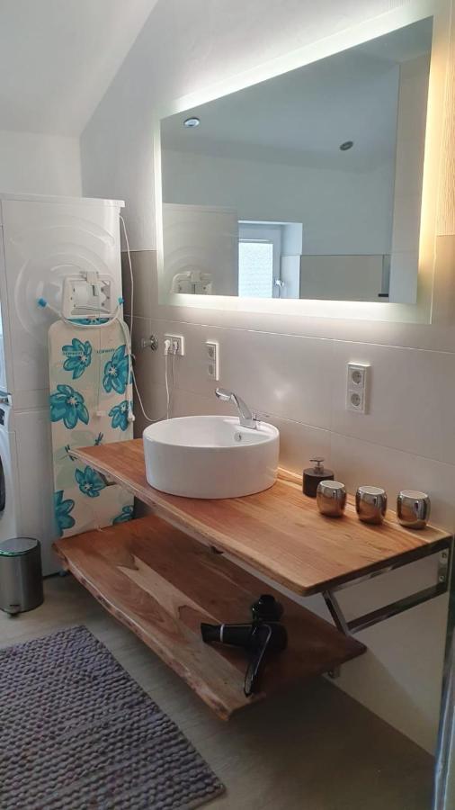 Komfortzone - Stilvolle Gaestewohnung In Marburg Dış mekan fotoğraf